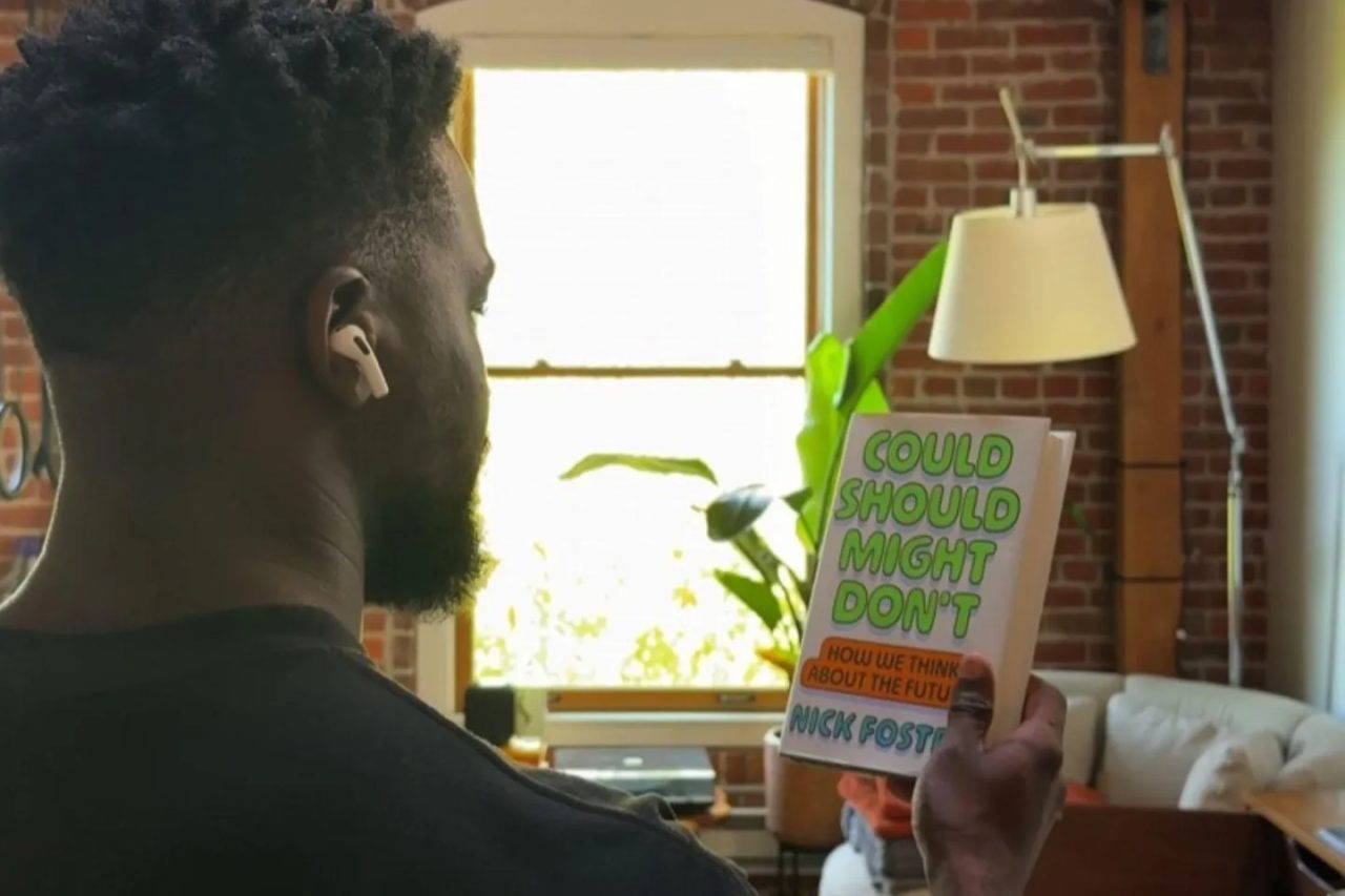 Apple Vaza Vídeo de AirPods com Câmeras e Inteligência Visual